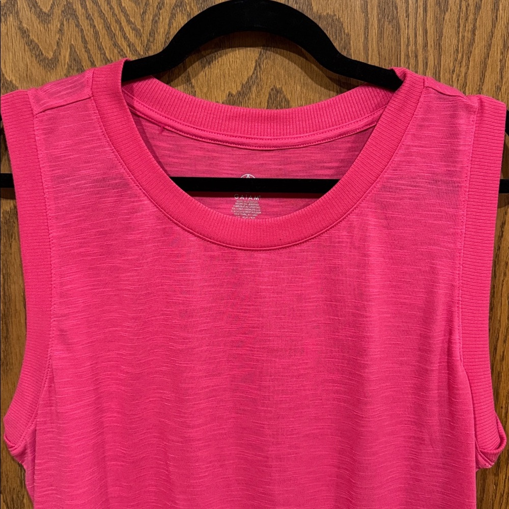 GAIAM Beetroot Rib Mix Tank - Picture 2 of 6